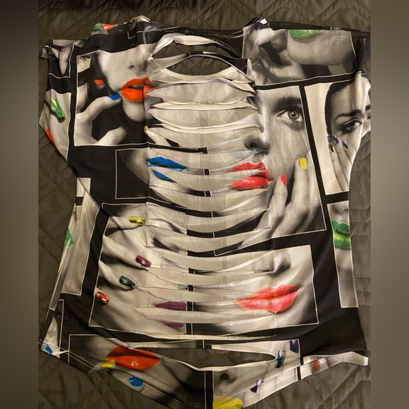 Multi color top with open back - Picture 3 of 6